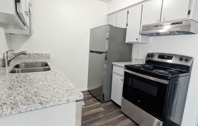 2 beds, 1 bath, 825 sqft, $975, Unit 210