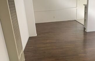 1 bed, 1 bath, 1,100 sqft, $2,250, Unit 4