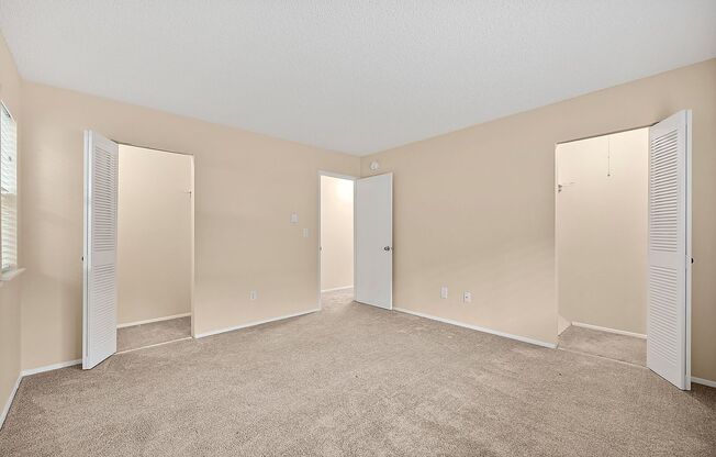 2 beds, 1.5 baths, $2,000, Unit # #D 106