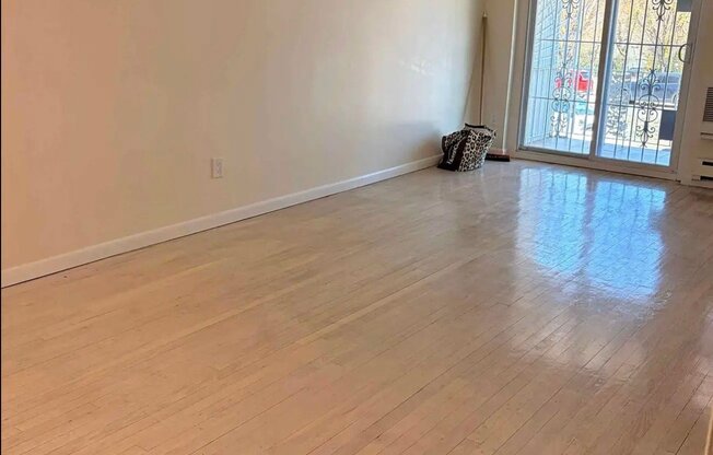 51 22 111 ST