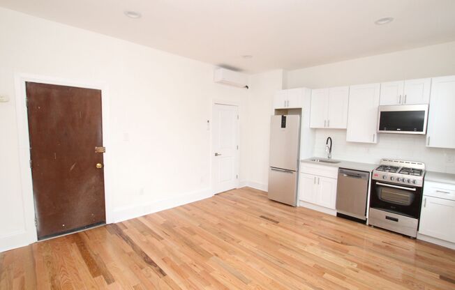 Newly renovated 1 bedroom unit in great location in fairmount