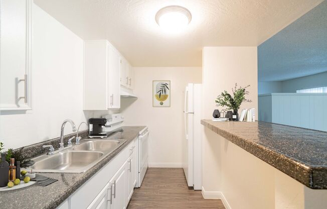 Mesa Gardens (Pine Vista)