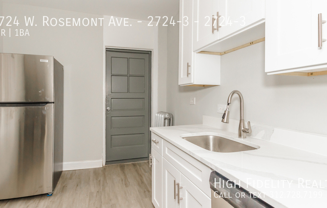 2724 W ROSEMONT AVE