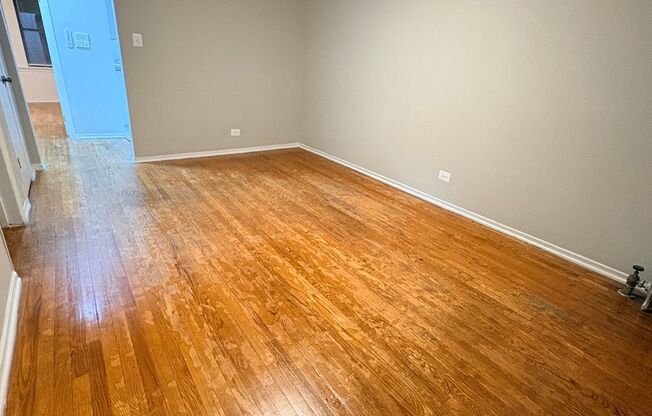 2 beds, 1 bath, 672 sqft, $1,150, Unit CA 139-1W