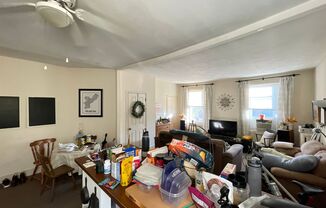 2 beds, 1 bath, $1,795, Unit Unit 3