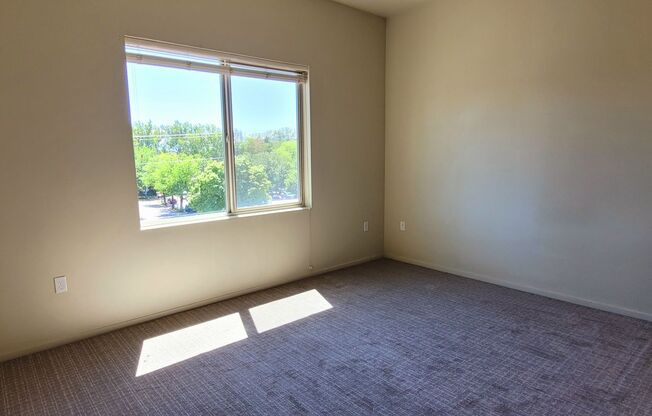 2 beds, 2 baths, 1,061 sqft, $1,850, Unit 401