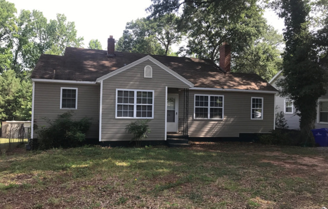 3 bed 2 bath off Augusta Road