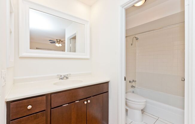 1 bed, 1 bath, $1,405, Unit 408