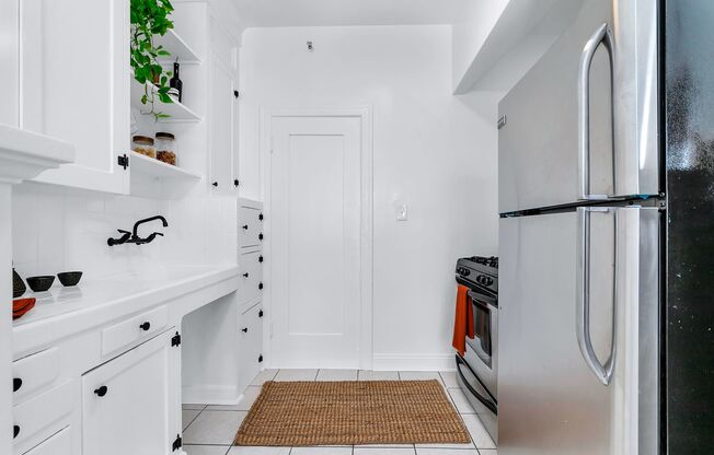 Studio, 1 bath, 510 sqft, $1,900, Unit 411