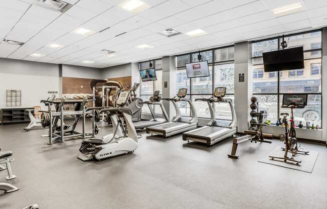 Fitness Center Gym at Highpoint on Columbus Commons Apartments
