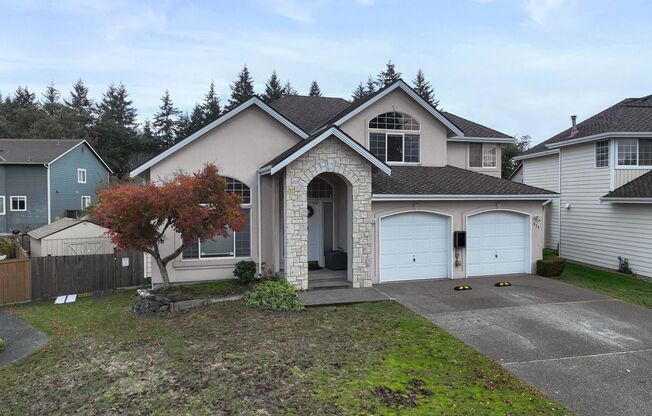 Immaculate 4-Bed Federal Way Home | Smart Tech, Tesla Charger, & Near JBLM!