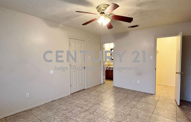 2 beds, 2 baths, $1,325, Unit # #A