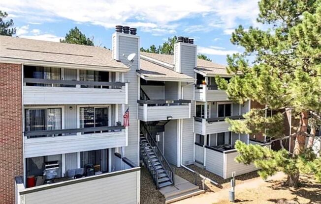 Beautiful 1 Bedroom Condo near City Center in Aurora