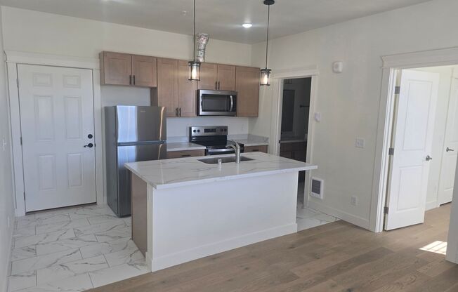 1 bed, 1 bath, 550 sqft, $1,600, Unit 202