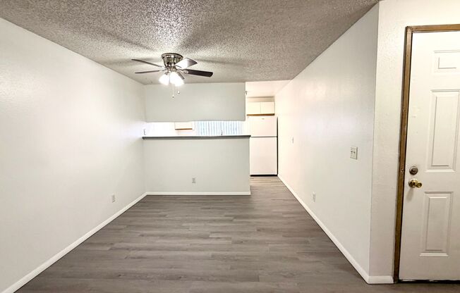 2 beds, 2 baths, 970 sqft, $1,810, Unit M201