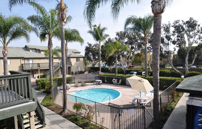 2 beds, 2 baths, 925 sqft, $2,525, Unit 27