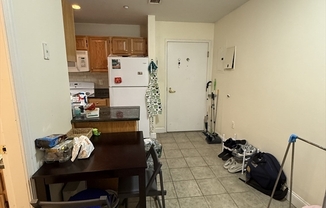 2 beds, 1 bath, 600 sqft, $3,500, Unit 203