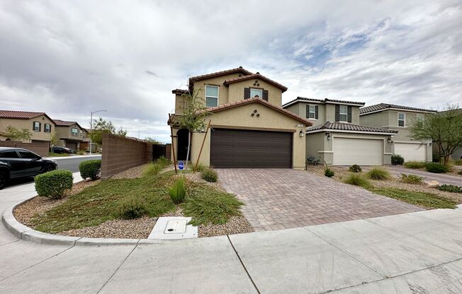 4 BEDROOM + LOFT HOME IN GATED COMMUNITY