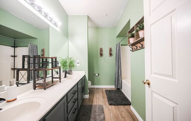 2 beds, 2 baths, $1,700