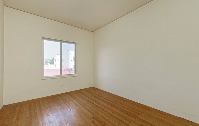 1 bed, 1 bath, $2,500, Unit 232