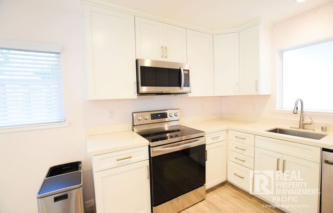 2 beds, 1 bath, $3,800, Unit Apt A