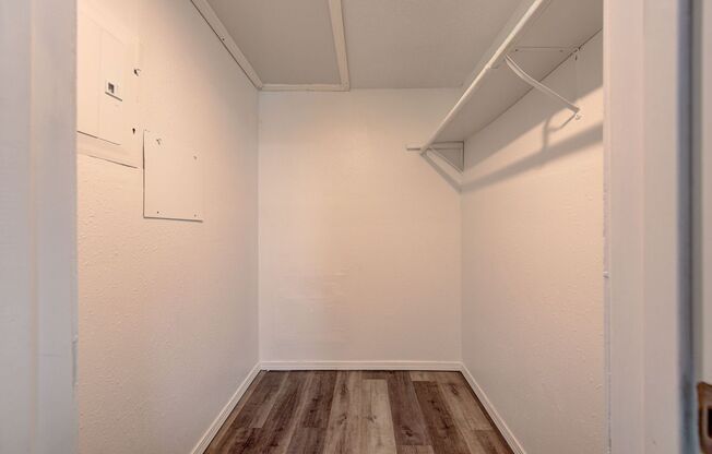 2 beds, 2 baths, 1,050 sqft, $899