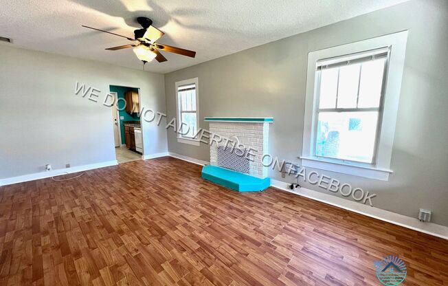 Lovely 2 bedroom / 1 bathroom home now available for rent!