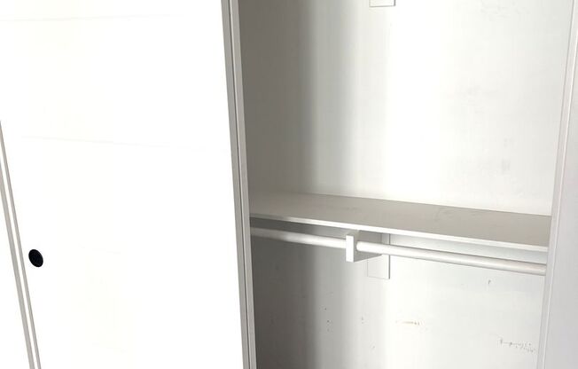 Studio, 1 bath, 464 sqft, $2,270, Unit 710
