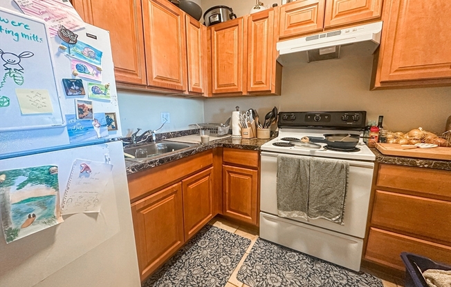 2 beds, 1 bath, 750 sqft, $2,995, Unit 56