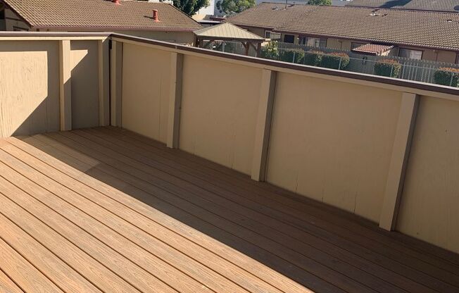 1 bed, 1 bath, 620 sqft, $1,300, Unit 3240 N