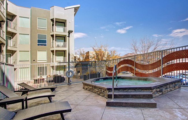 Velo on the Boulevard hot tub, Weidner Real Estate Properties