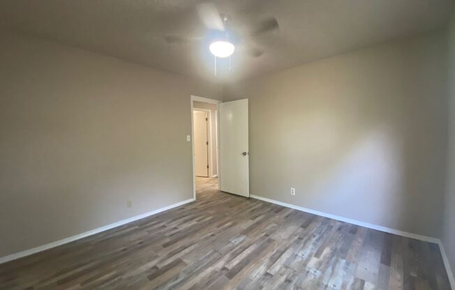 3 beds, 2 baths, $1,595