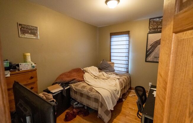 1101 22nd Ave SE