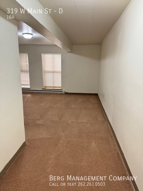 319 W Main St