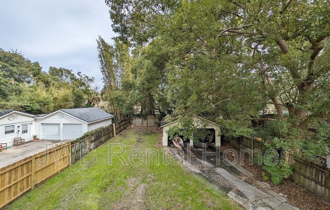 1383 INGLESIDE AVE