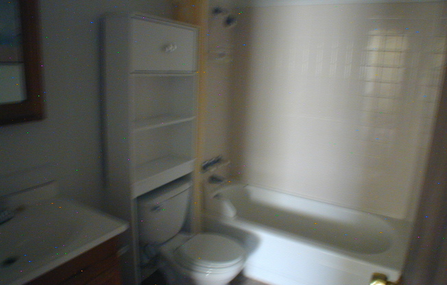 2 beds, 1 bath, 753 sqft, $900, Unit 4612 Apt C1
