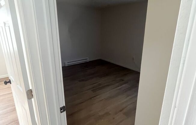 2 beds, 1 bath, 685 sqft, $1,250, Unit 111-211