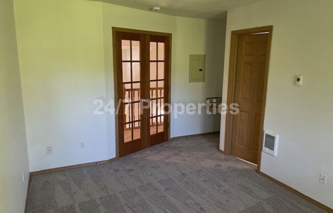 1 bed, 1.5 baths, 995 sqft, $1,575, Unit 18757