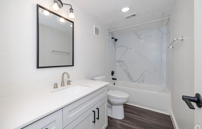 2 beds, 2 baths, 940 sqft, $1,499, Unit 109