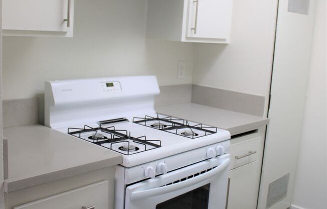 1224 S. Kenmore Ave. Los Angeles, CA 90006