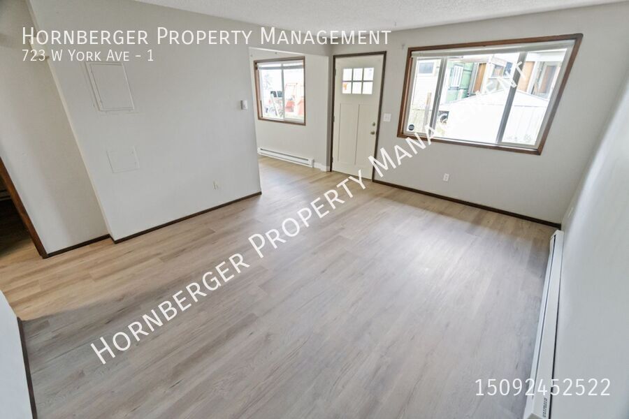 723 W YORK AVE