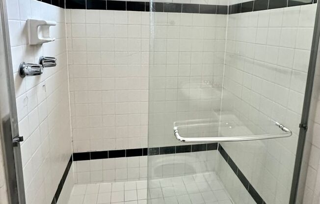 Studio, 1 bath, $1,490