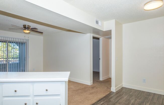 1 bed, 1 bath, 572 sqft, $1,350, Unit 210