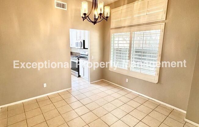 Great 4 bed 3 bath home in Fontana