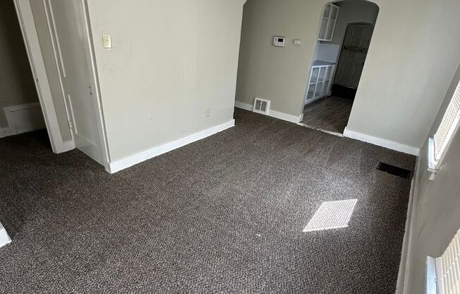 8409 Park Ave 64132 - 3 Bedroom 1 Bathroom - (816)602-6520