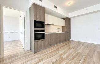 2 beds, 2.5 baths, $6,200, Unit # 1104