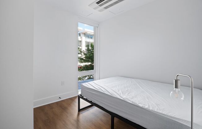1 bed, 1 bath, $1,800
