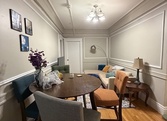 464-466 Commonwealth Ave.