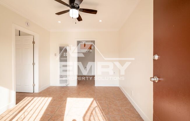 432 N Poplar Ave