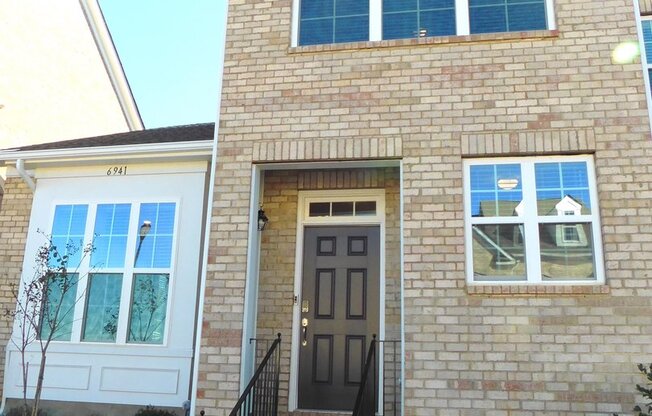 Luxury Townhome In Rea Farms Near Waverly! COMING SOON!